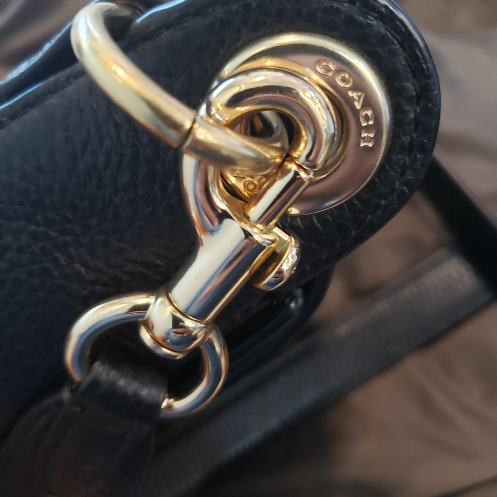 Coach x Basquiat Crossbody Bag (authentic) - Picture 4 of 5